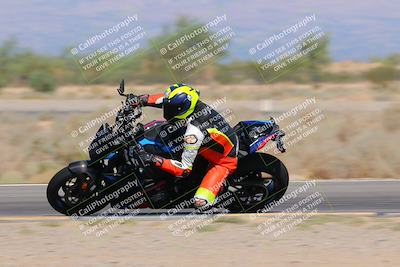 media/Oct-01-2023-SoCal Trackdays (Sun) [[4c570cc352]]/Turn 15 Inside (140pm)/